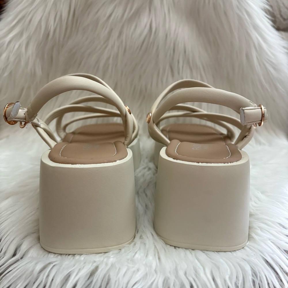 LAST CHANCE - DONATING - Cream Off White Y2k Style Strappy Platform Sandals - Picture 6 of 11